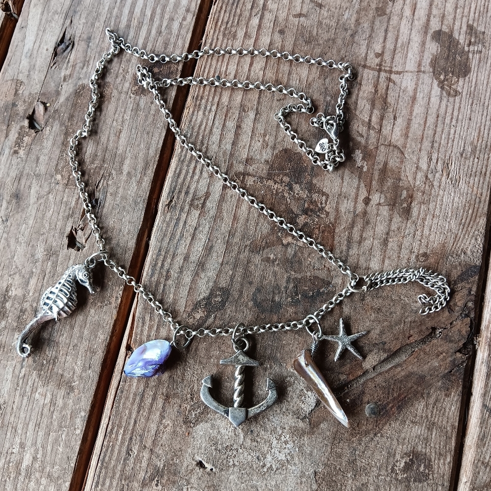American Eagle Outfitters Y2K Vintage Silver Tone Beachy Necklace